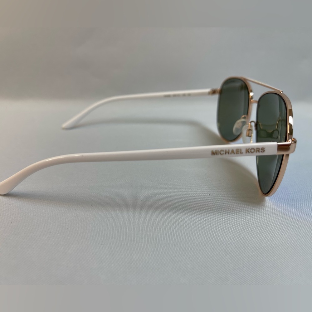 Michael Kors - Pilot Sunglasses - Picture 2 of 15